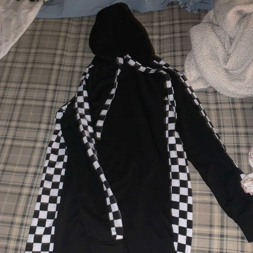 Long sleeve hoodie dress black an checkered never worn